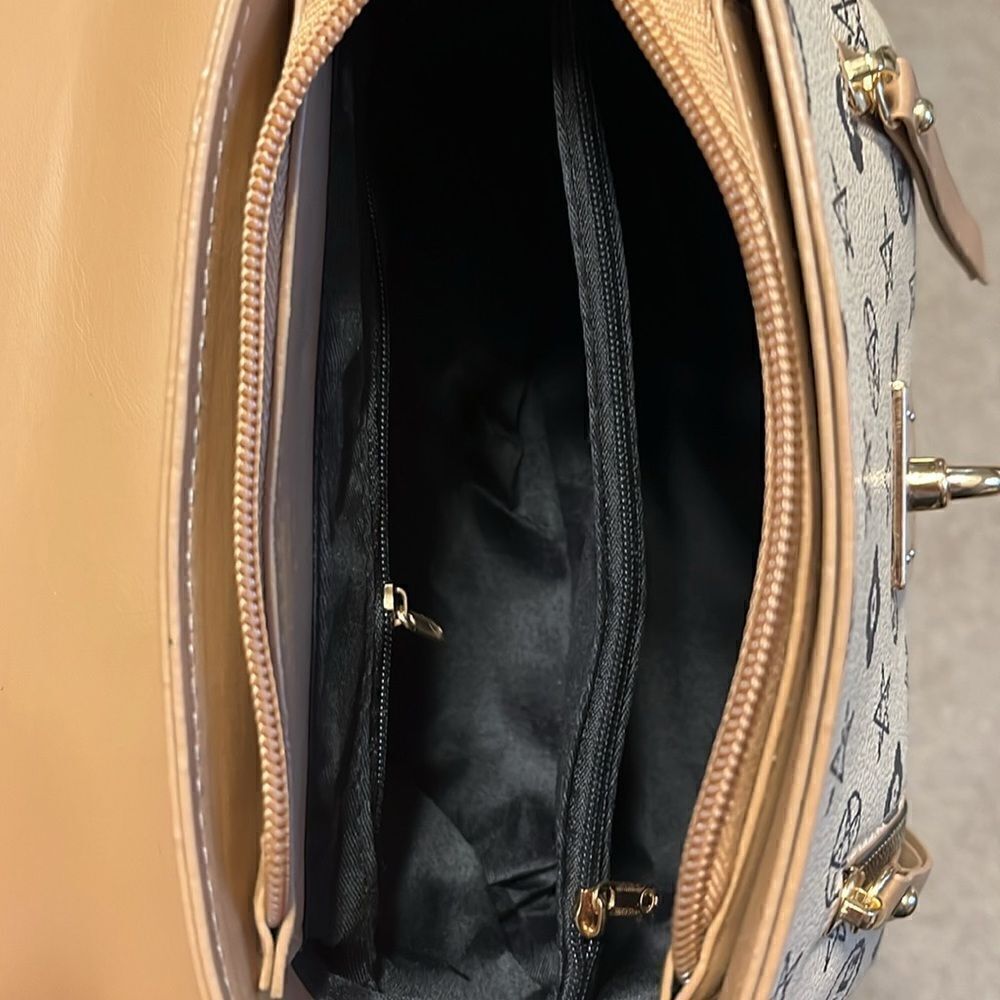 Fashion Purse - Picture 6 of 7